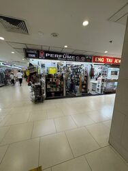 Lucky Plaza (D9), Shop House #520613341